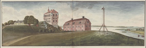 Målning föreställande tre hus i ett sjönära landskap: ett gult herrgårdsliknande stenhus, ett slott och ett rödmålat stort trähus.